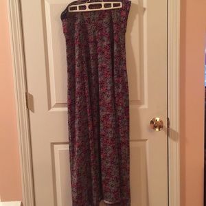 LuLaRoe Maxi Skirt - Size Medium